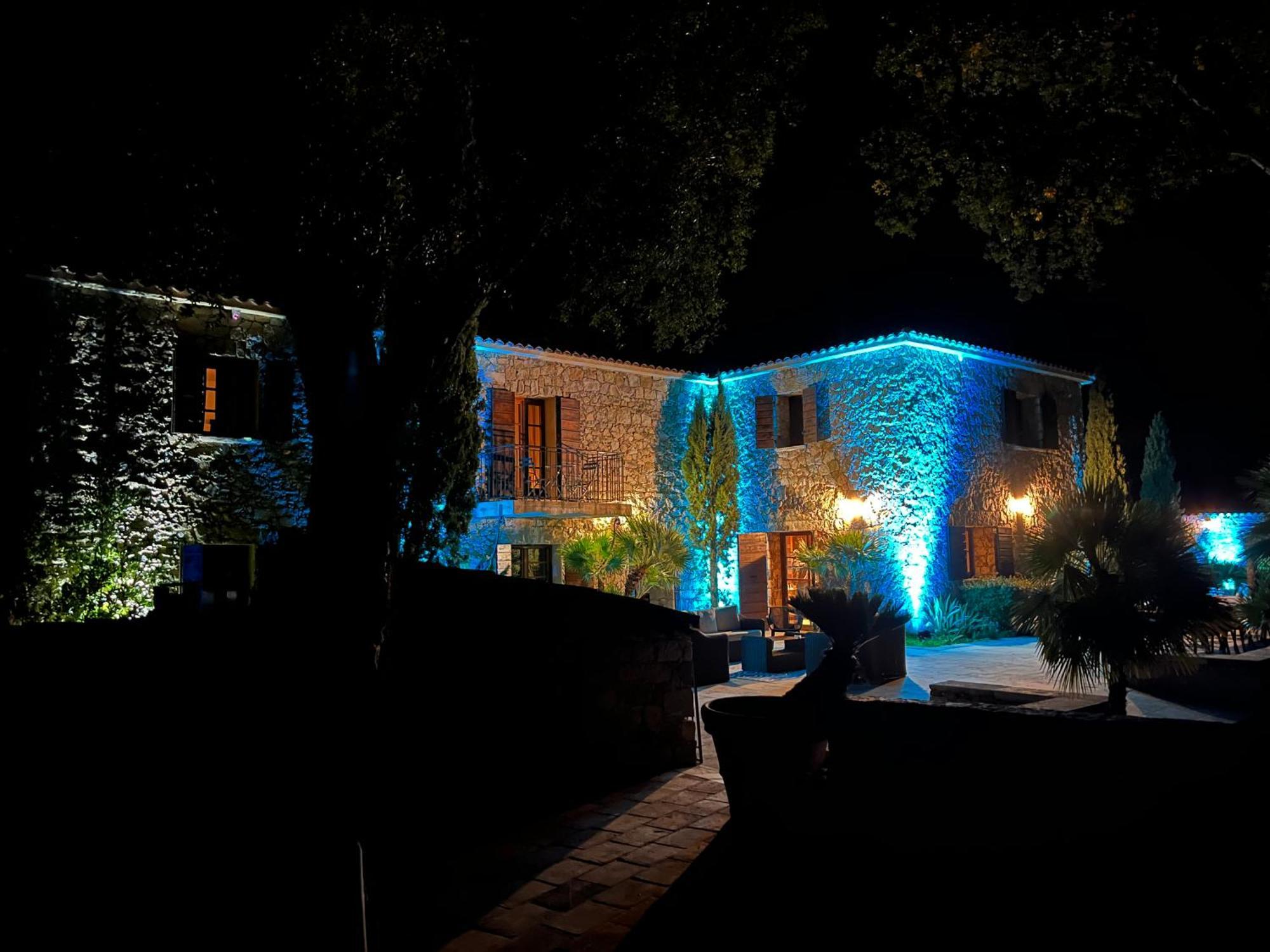 Отель Domaine Du Reginu Santa-Reparata-di-Balagna Экстерьер фото